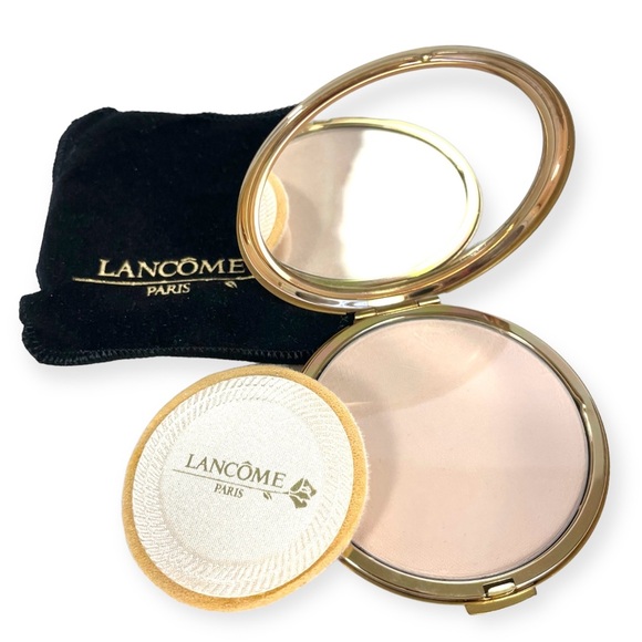 Vintage Lancome Commemorative Edition Maquifinish Pressed Powder Compact - Picture 3 of 10